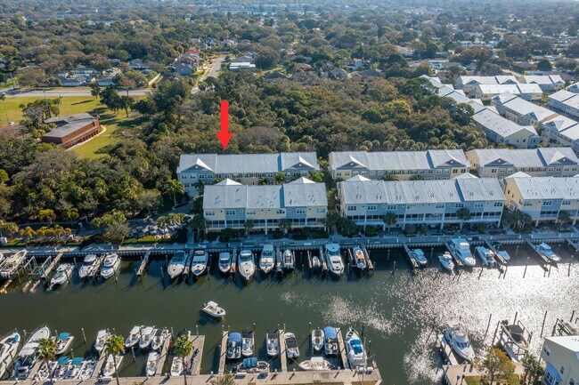 Building Photo - 5912 Anchorage Way S