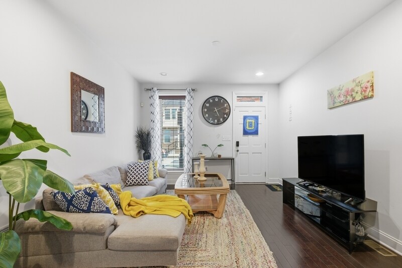 Building Photo - 1012 McDonogh St