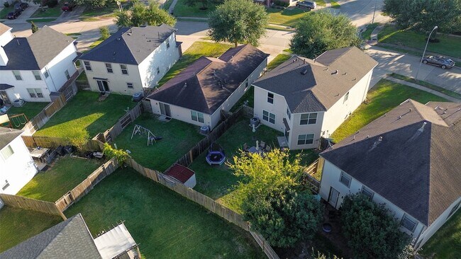 Building Photo - 18110 Rexine Ln