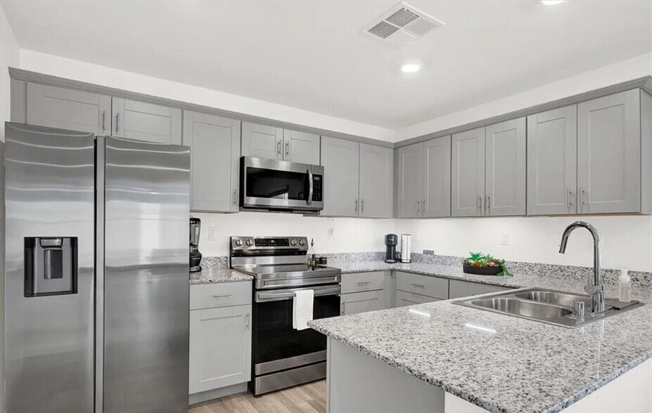 Building Photo - 2766 Atomic Tangerine Way