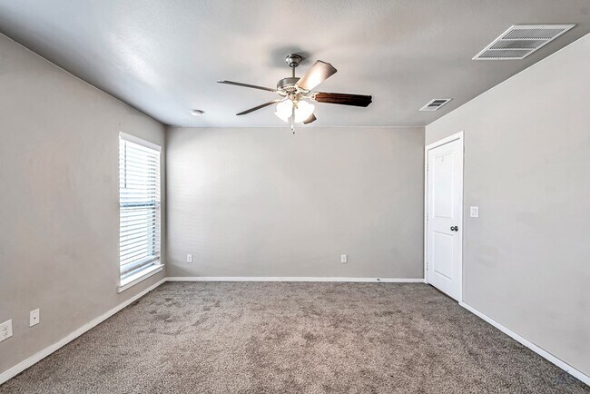 Building Photo - 9115 Ratliff Rdg
