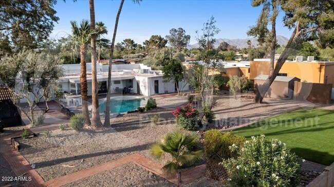 Building Photo - 6149 E Delcoa Ave