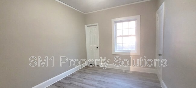 Building Photo - 514 N Hamilton St