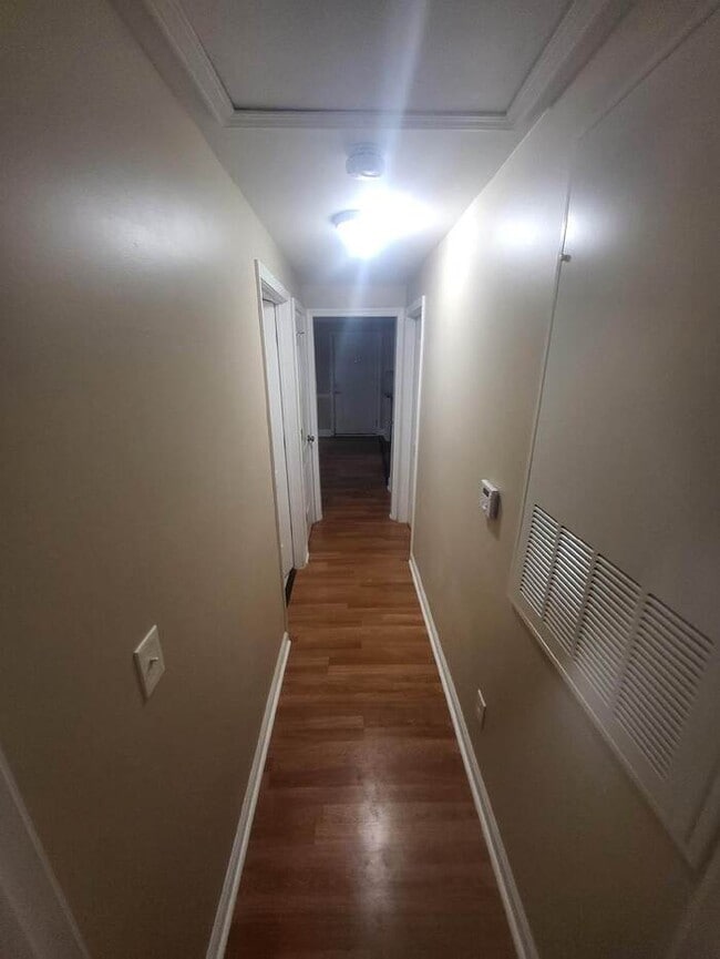 Building Photo - 309 W Martin St