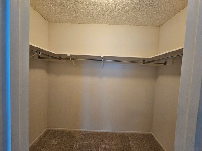 Building Photo - 11306 Gunlock