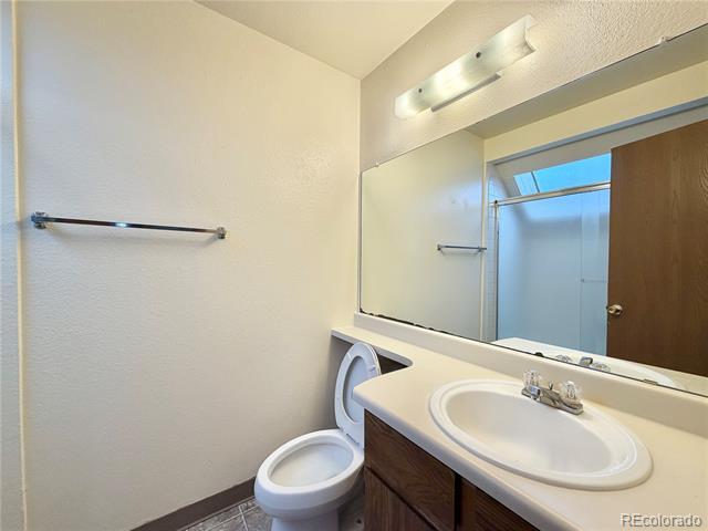 Building Photo - 17000 E Ford Dr