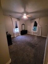 Building Photo - 237 W 31st St