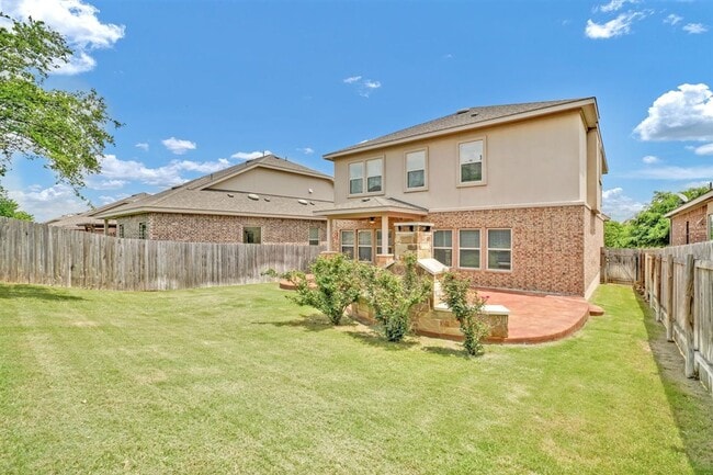 Building Photo - 617 Rancho Verde Dr