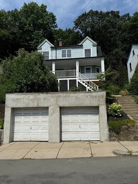 Building Photo - 91 Brooks St