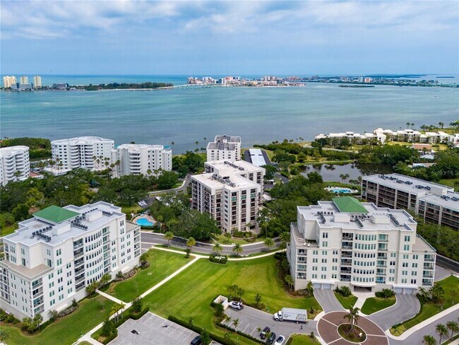 Building Photo - 150 Belleview Blvd