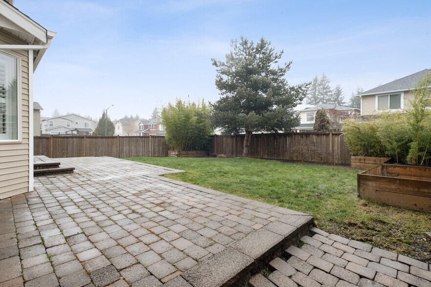 Building Photo - 24216 237th Way SE