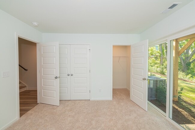 Building Photo - 815 Freston Rd