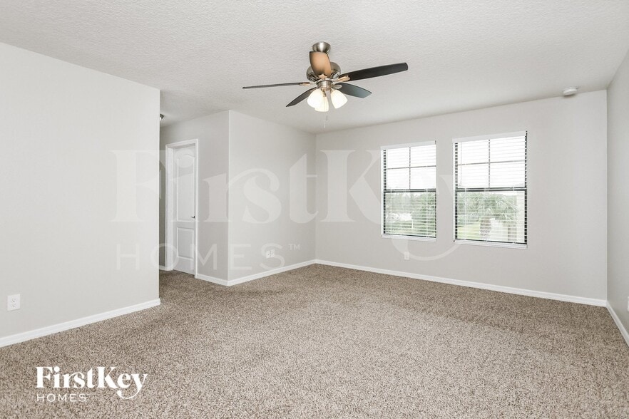 Building Photo - 292 Spruce Pine Rd