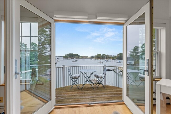 Building Photo - 148 Whipple Rd