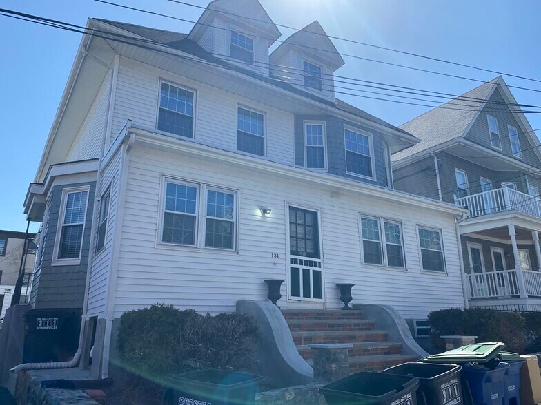 Building Photo - 131 Josephine Ave