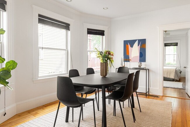 Building Photo - 59 Conwell Ave