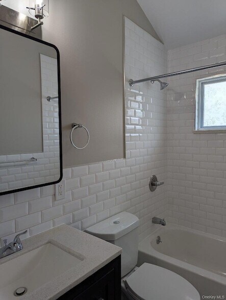 Building Photo - 1727 N Gardiner Dr