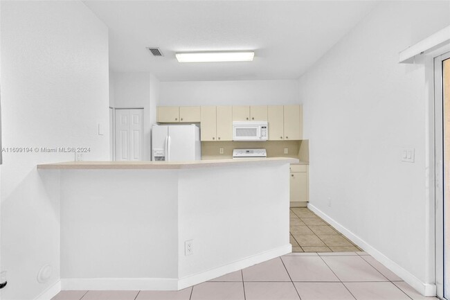 Building Photo - 107 S Santa Catalina Cir