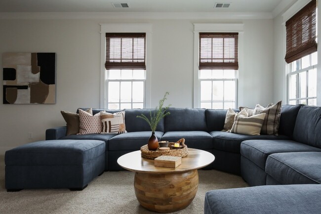 Building Photo - 237 Stephens Valley Blvd