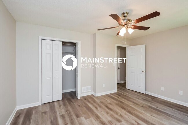 Building Photo - 3 Bedroom Pet-Friendly Home in Covington, ...