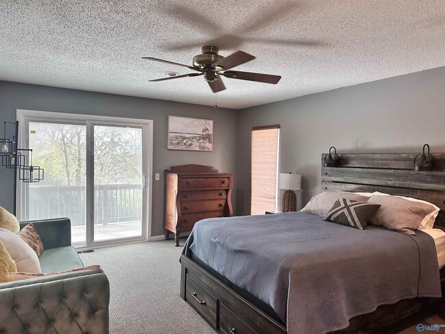 Building Photo - 701 Fagan Springs Dr SE