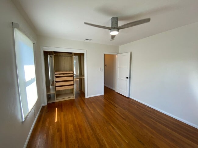 Building Photo - Beautiful La Mesa Single Family Home! Gourmet Kitchen! Large Enclosed Backyard!