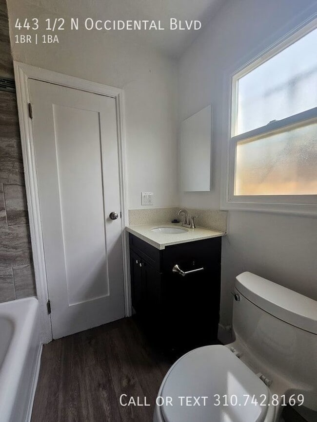 Building Photo - 443 1/2 N Occidental Blvd-