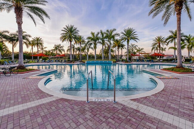 Building Photo - 421 Sunview Way