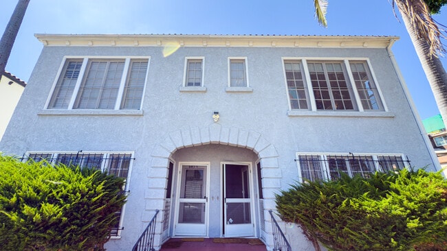 Building Photo - 649 N Irving Blvd