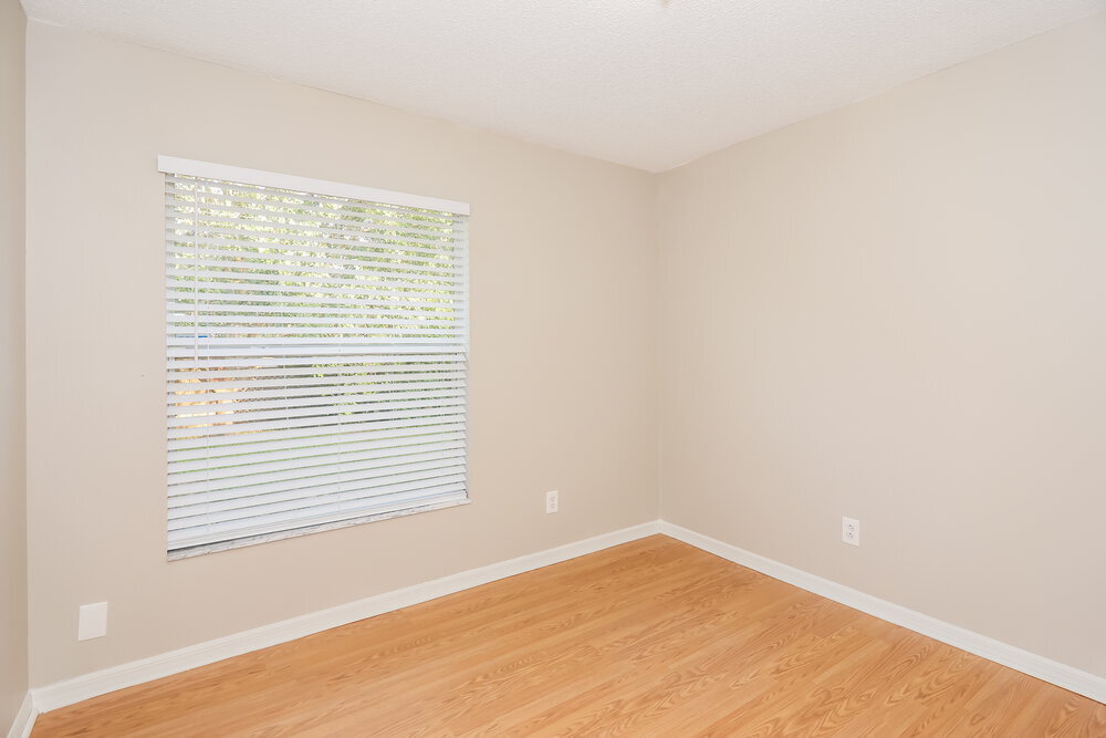 Building Photo - 12148 Woodglen Cir