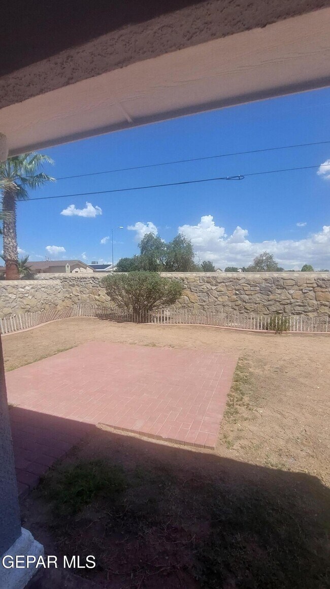 Building Photo - 3808 Tierra Allen Pl