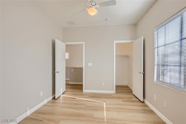 Building Photo - 648 W Vincents Dream Ave