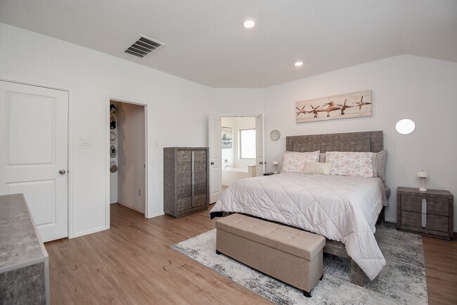Building Photo - 26622 Bluestem Valley Ln