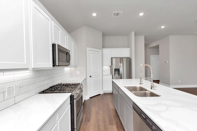 Building Photo - The Linden – Modern Comfort Meets Resort-S...