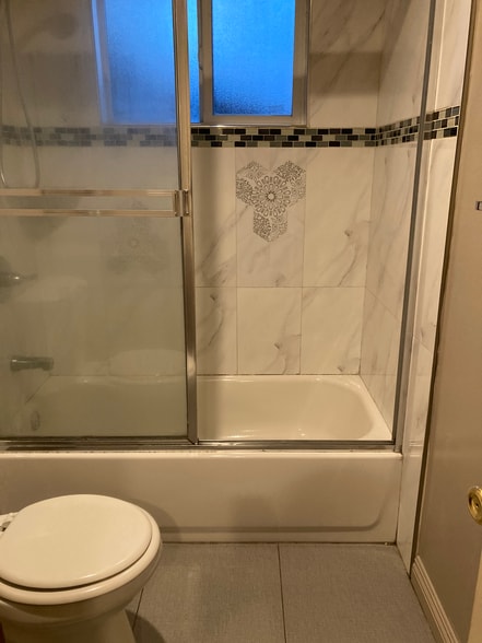 Building Photo - 11732 Killian St