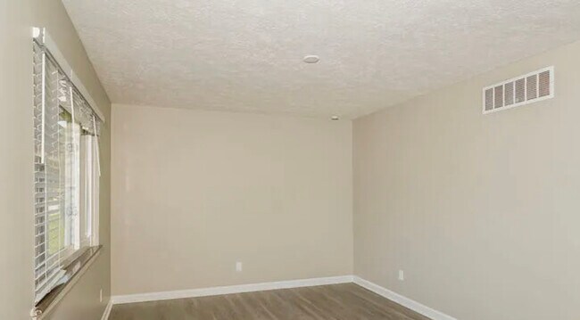 Building Photo - 6815 Turnberry Way