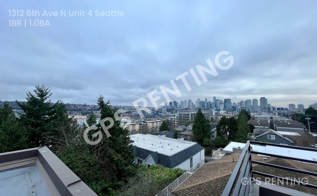 Building Photo - 1312 6th Ave N