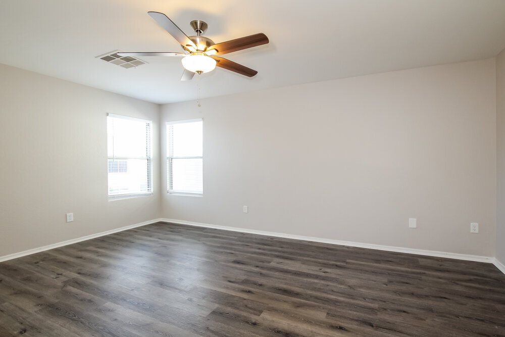 Building Photo - 12026 W Yuma St