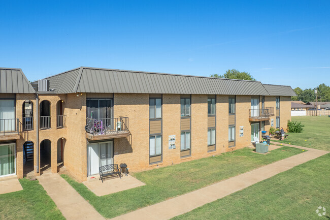 Building Photo - Coronado Apartments