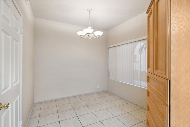Building Photo - 48538 Via Amistad