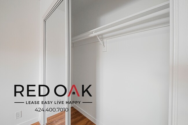 Building Photo - 463 S Maple Dr