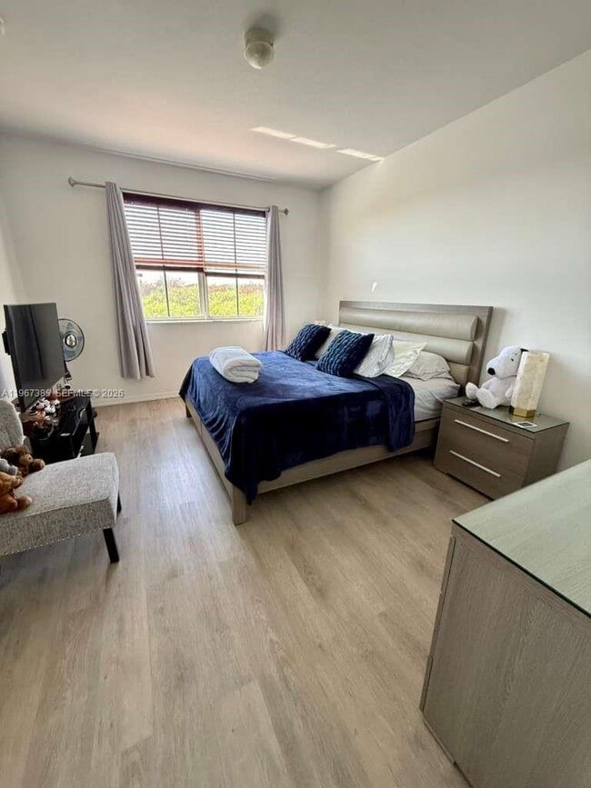 Building Photo - 14304 SW 11th St