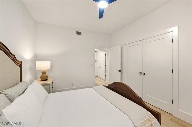 Building Photo - 2396 Ravenna Blvd