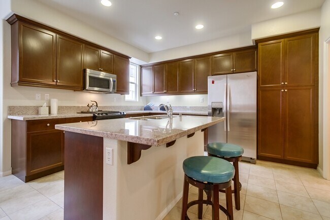 Building Photo - 2474 Antlers Way