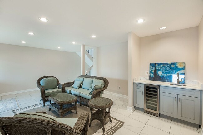 Building Photo - COMING SOON -11030 Thrush Ridge Rd - Liste...