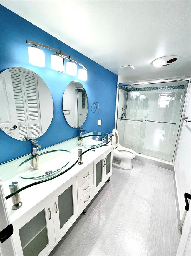 Building Photo - 1501 S Ocean Dr