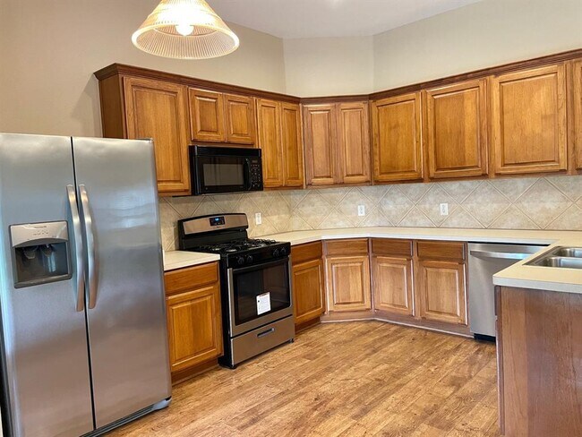 Building Photo - 2708 Granite Creek Dr