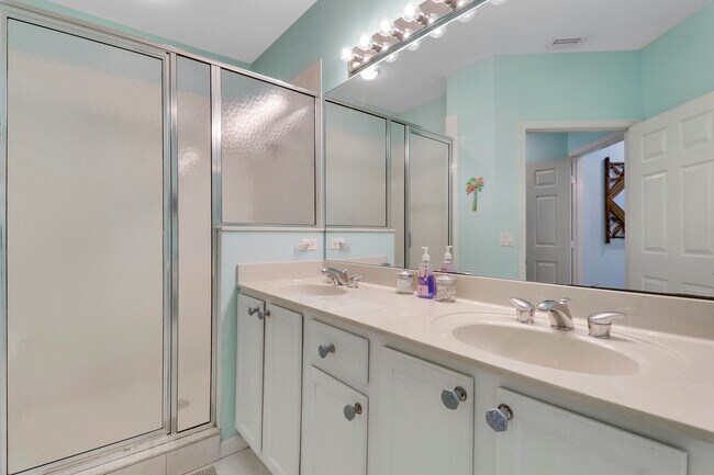 Building Photo - 8933 Sandshot Ct