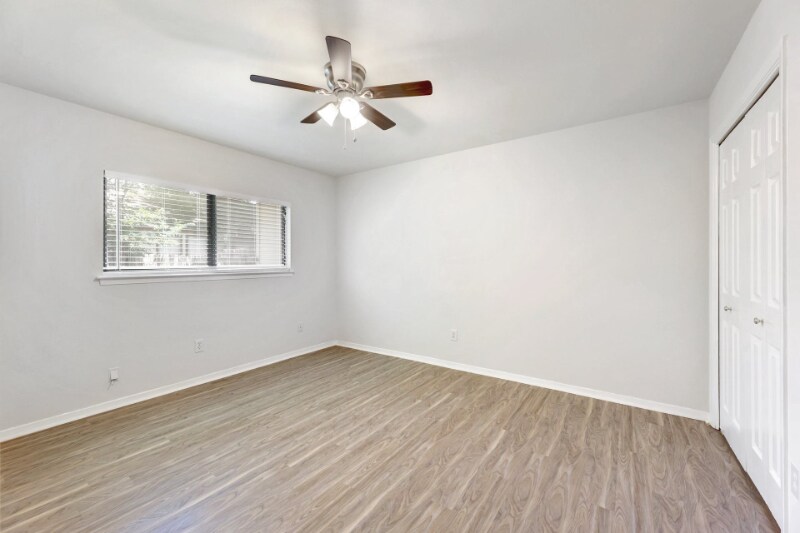 Building Photo - 1802 Rawhide Dr