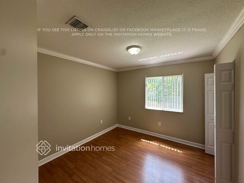 Building Photo - 15510 SW 143rd Terrace